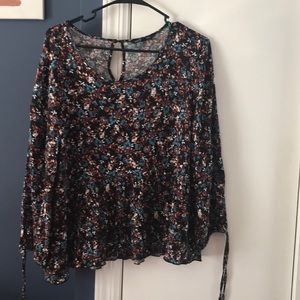 American Eagle top size XL